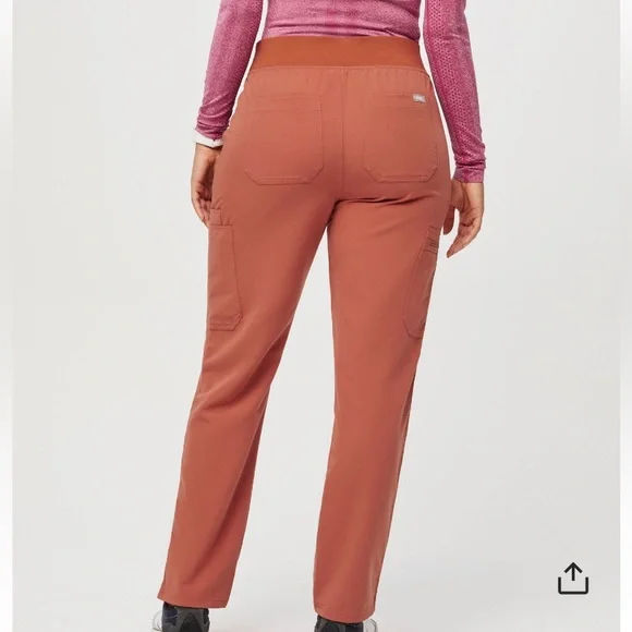 Figs XS-T High-Waisted Yola Scrub Pants - Picture 3 of 6